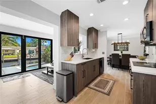 530 SW 11th Ave, Fort Lauderdale, FL 33312 - Photo 11