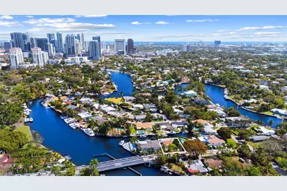 530 SW 11th Avenue, Fort Lauderdale, FL 33312 - Photo 1