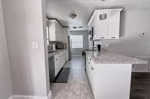 3621 NW 35th Way, Lauderdale Lakes, FL 33309 - Photo 5