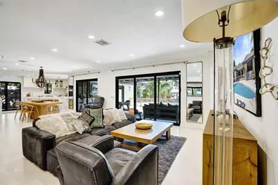 313 Layne Boulevard, Hallandale Beach, FL 33009 - Photo 7