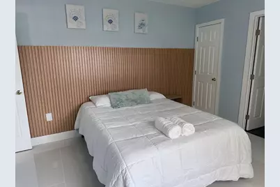 1702 NE 146th Street, Miami, FL 33181 - Photo 5