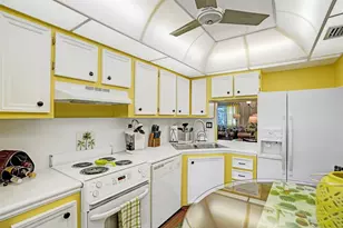 860 SE 6th Ave, Deerfield Beach, FL 33441 - Photo 9