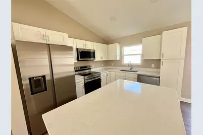 2016 80th Avenue, Vero Beach, FL 32966 - Photo 3