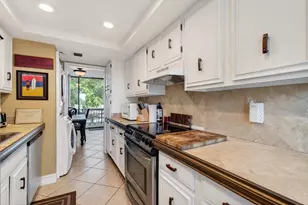 2303 Bridgewood Dr, Boca Raton, FL 33434 - Photo 21