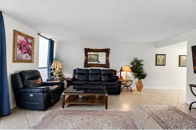 2303 Bridgewood Drive #2303, Boca Raton, FL 33434 - Photo 9