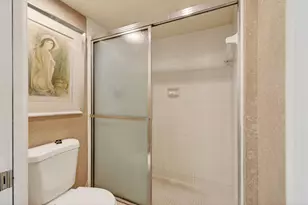 2303 Bridgewood Dr, Boca Raton, FL 33434 - Photo 33