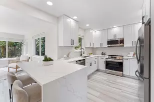 1532 NE 28th Dr, Wilton Manors, FL 33334 - Photo 11