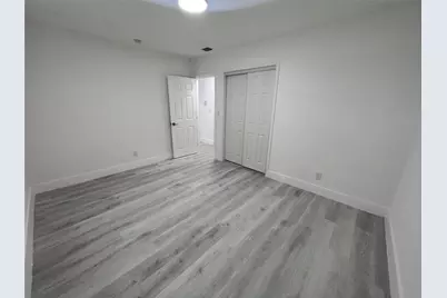 919 NW 102nd Street #B, Miami, FL 33150 - Photo 9