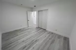 919 NW 102nd St, Miami, FL 33150 - Photo 9