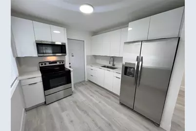 919 NW 102nd Street #B, Miami, FL 33150 - Photo 3