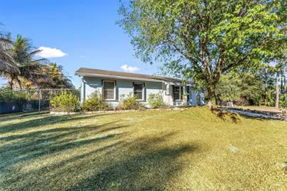 12895 Persimmon Boulevard, West Palm Beach, FL 33411 - Photo 3