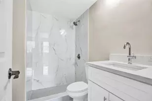 701 Pine Dr, Pompano Beach, FL 33060 - Photo 13