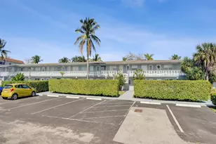 701 Pine Dr, Pompano Beach, FL 33060 - Photo 45