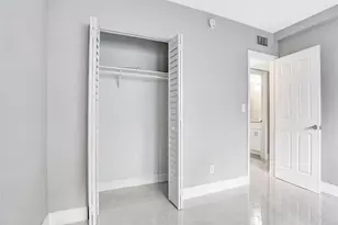 701 Pine Dr, Pompano Beach, FL 33060 - Photo 31