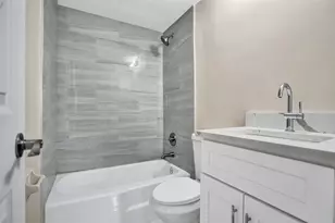 701 Pine Dr, Pompano Beach, FL 33060 - Photo 25