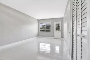 701 Pine Dr, Pompano Beach, FL 33060 - Photo 19