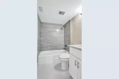 701 Pine Drive #104, Pompano Beach, FL 33060 - Photo 11