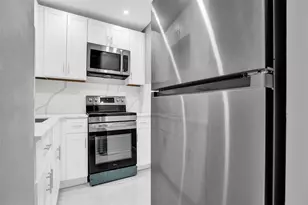 701 Pine Dr, Pompano Beach, FL 33060 - Photo 17