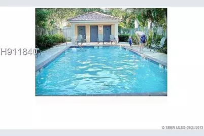 2120 NW 99th Way, Sunrise, FL 33322 - Photo 13