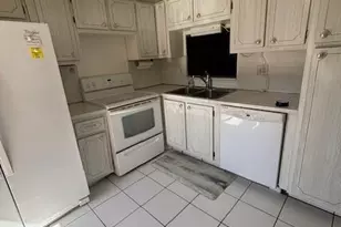 218 NE 12th Ave, Hallandale Beach, FL 33009 - Photo 1