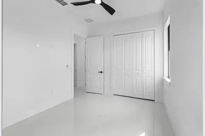 918 Anaconda Avenue, Lehigh Acres, FL 33974 - Photo 9