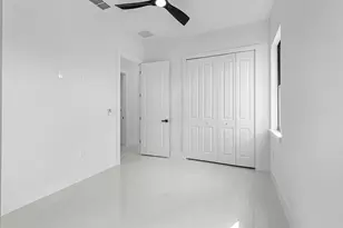 918 Anaconda Ave, Lehigh Acres, FL 33974 - Photo 9