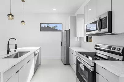 918 Anaconda Avenue, Lehigh Acres, FL 33974 - Photo 3