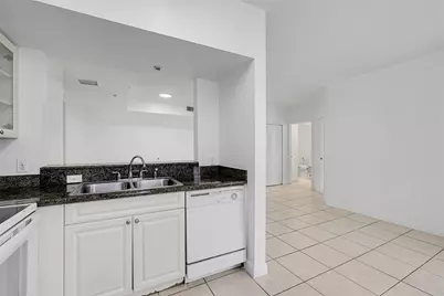 1 Glen Royal Parkway #1010, Miami, FL 33125 - Photo 15