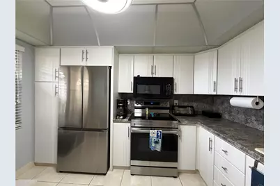 2304 Lucaya Lane #L4, Coconut Creek, FL 33066 - Photo 23