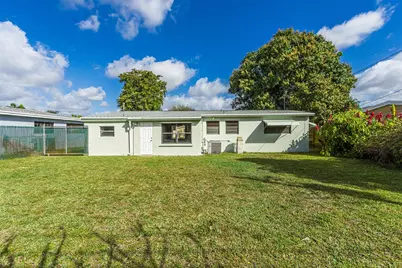 7090 Scott Street, Hollywood, FL 33024 - Photo 39