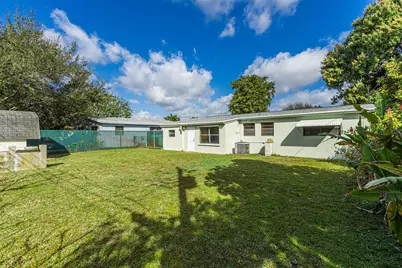 7090 Scott Street, Hollywood, FL 33024 - Photo 35