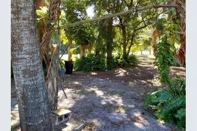 722 Wentworth Street, Sebastian, FL 32958 - Photo 15