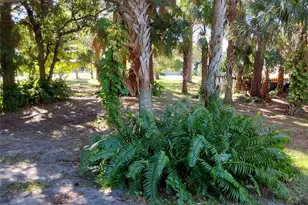 722 Wentworth St, Sebastian, FL 32958 - Photo 13