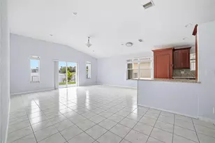 711 NW 182nd Way, Pembroke Pines, FL 33029 - Photo 5