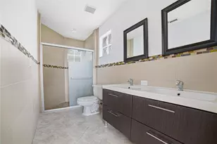 711 NW 182nd Way, Pembroke Pines, FL 33029 - Photo 13