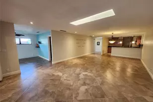 201 Dunwoody Ln, Hollywood, FL 33021 - Photo 7