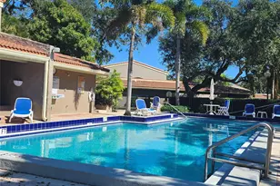 201 Dunwoody Ln, Hollywood, FL 33021 - Photo 29