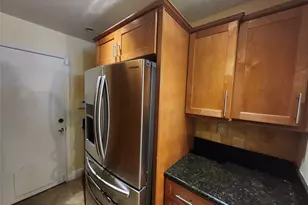 201 Dunwoody Ln, Hollywood, FL 33021 - Photo 13