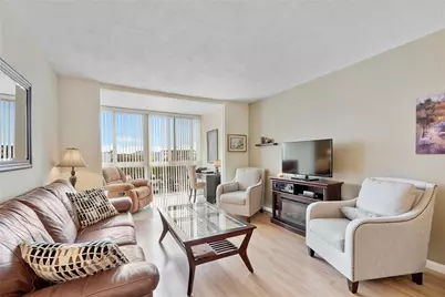 2811 Somerset Drive #408, Fort Lauderdale, FL 33311 - Photo 5