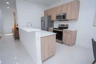 713 SE 1st Ct, Pompano Beach, FL 33060 - Photo 9