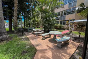 1333 E Hallandale Beach Blvd, Hallandale Beach, FL 33009 - Photo 11