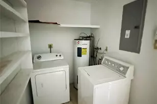 9602 NW 72nd St, Tamarac, FL 33321 - Photo 23