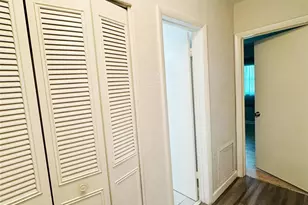 9602 NW 72nd St, Tamarac, FL 33321 - Photo 17