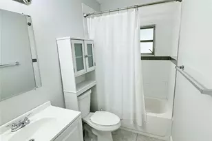 9602 NW 72nd St, Tamarac, FL 33321 - Photo 15