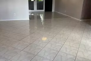 7105 NW 57th Ct, Tamarac, FL 33321 - Photo 3