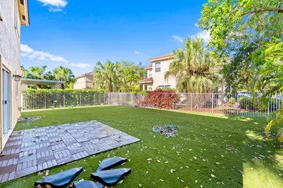 904 NW 126th Avenue, Coral Springs, FL 33071 - Photo 1