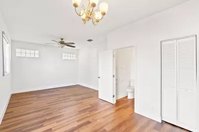 904 NW 126th Avenue, Coral Springs, FL 33071 - Photo 9