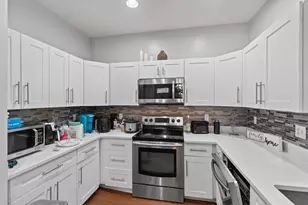 904 NW 126th Ave, Coral Springs, FL 33071 - Photo 13