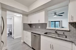 3800 N Hills Dr, Hollywood, FL 33021 - Photo 9