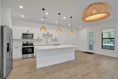 8355 NW 7th Place, Plantation, FL 33324 - Photo 9